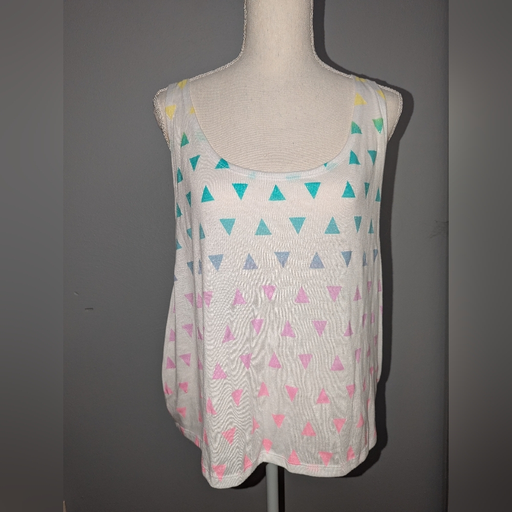 Women's size XL tank top - white with colorful triangles
